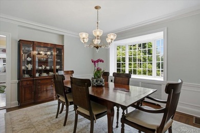 Discover the perfect blend of classic elegance, timeless charm - photo 7