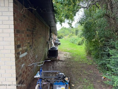 Rare investment opportunity directly across from the north - photo 24