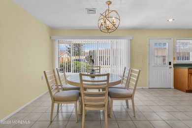 Welcome to this lakefront Regency model in the gated 55+ - photo 9