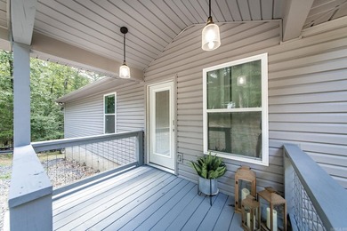Lakefront Retreat - Modern 3 Bed, 2 Bath Home Built in 2022 - photo 4