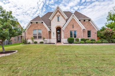 Lake Home Sale Pending in Grand Prairie, Texas