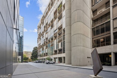 Lake Clara Meer Condo For Sale in Atlanta Georgia