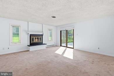 *** Open House Cancelled***Welcome to 101 Ashton Way, a rare - photo 11