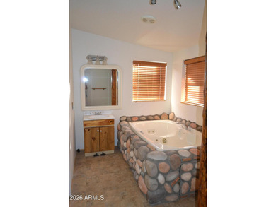 Enjoy country living on 4 fully fenced acres with plenty of room - photo 12