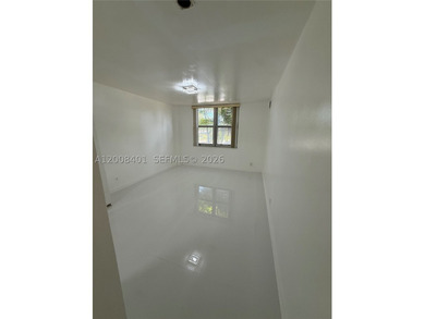 Fully remodeled. Low HOA. Everything is brand new! Brand new - photo 7
