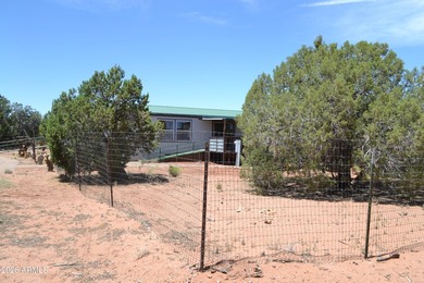 Enjoy country living on 4 fully fenced acres with plenty of room - photo 19