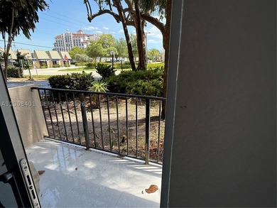 Fully remodeled. Low HOA. Everything is brand new! Brand new - photo 9