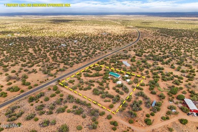 Enjoy country living on 4 fully fenced acres with plenty of room - photo 38