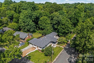 NEWLY RENOVATED IN CONCORD 3 MINUTES FROM DOWNTOWN & JUST - photo 41