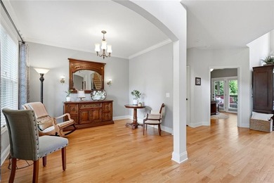 CUSTOM-BUILT LAKE LANIER ESCAPE. Over ONE acre! Permitted Swim - photo 6
