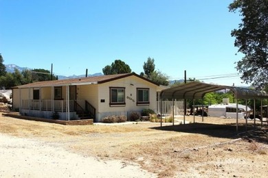 Move-in ready and full of charm! This well-maintained 2 bed, 2 - photo 2