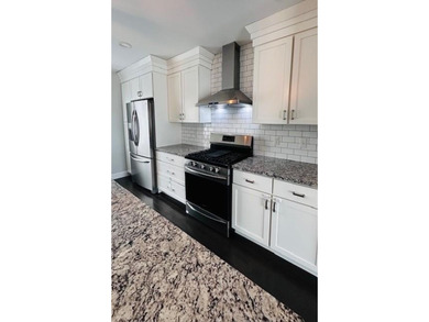 Welcome home to Waterside Condominiums! Conveniently located and - photo 10