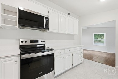 Fully renovated 3-bedroom, 2-bath ranch home on a desirable - photo 17