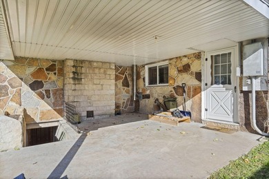 Beautiful 39.7 (+/-) acre property just outside Branson city - photo 8
