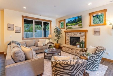 Live at the center of it all in the heart of Suncadia, where - photo 6