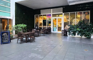 Confidential opportunity to acquire a fully operational cafe - photo 3