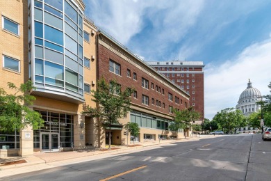 Lake Condo For Sale in Madison, Wisconsin