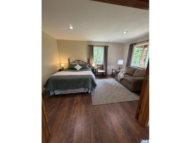 Discover the perfect blend of privacy, sunshine, and country - photo 11