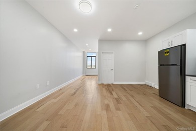 WELCOME TO UNIT 504 AT 714 SENECA AVENUE Pristine top-floor - photo 12