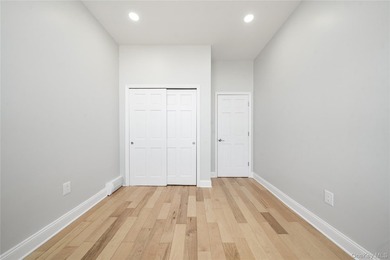 WELCOME TO UNIT 504 AT 714 SENECA AVENUE Pristine top-floor - photo 13