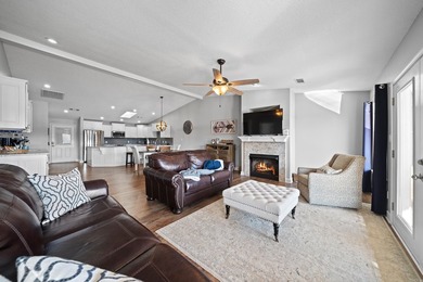 Fully furnished 2 bedroom 2 bath condo located on 7 South - photo 18