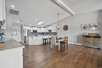 Fully furnished 2 bedroom 2 bath condo located on 7 South - photo 19