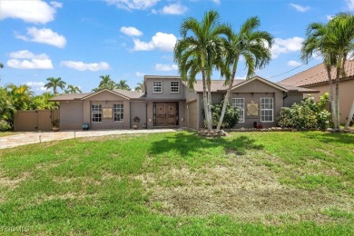 Caloosahatchee River Home For Sale in Cape Coral Florida