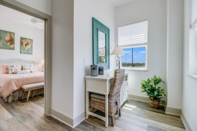 Wowza!! Fly in and enjoy your waterfront 4 story pristine, 3/3.5