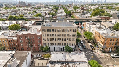 WELCOME TO UNIT 504 AT 714 SENECA AVENUE Pristine top-floor - photo 24