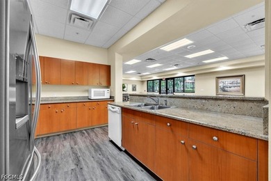 COMFORT, CONVENIENCE & QUALITY perfectly describe this 3rd floor - photo 29