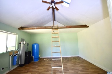 Discover the perfect blend of privacy, sunshine, and country - photo 29