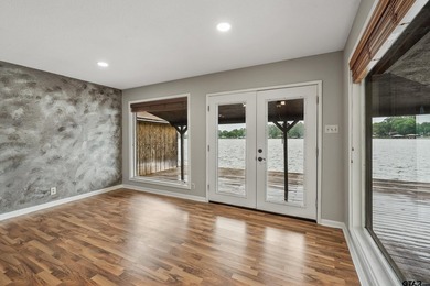 Welcome to your own waterfront retreat on beautiful Lake - photo 8