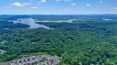 Privacy, peaceful wooded views, and modern construction come - photo 2