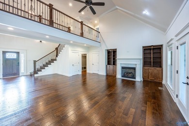CANEBRAKE GOLF FRONT LUXURY! This executive 4BR/3.5BA home - photo 3