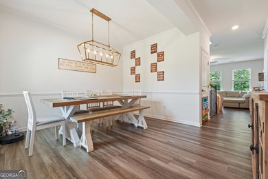 Privacy, peaceful wooded views, and modern construction come - photo 4
