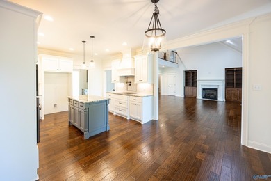 CANEBRAKE GOLF FRONT LUXURY! This executive 4BR/3.5BA home - photo 8