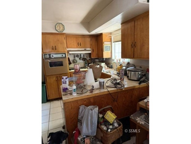 Investor opportunity in the heart of Lake Isabella! Situated on - photo 2
