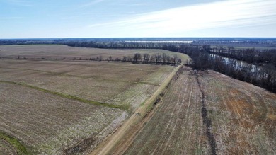 This farm, totaling 606.5 acres, is comprised of four tracts - photo 17