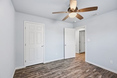 1 ACRE, SPACE, PRIVACY, and modern comfort-right in the heart of - photo 21