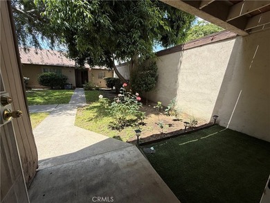 This charming two-story, 2-bedroom, 2-bath home is ideally - photo 4