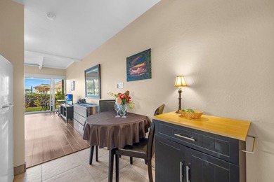 Ground floor Kihei Bay Surf studio with ocean views from the - photo 5