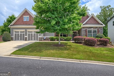Beauty, Location & Easy Living! This spacious ranch offers the - photo 1