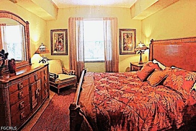 GROUND FLOOR, TURNKEY CONDO is a GREAT BUY. Tile on diagonal in - photo 11