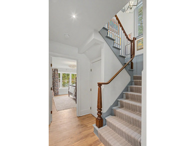 Welcome to 12 Ellen Avenue, a beautifully reimagined residence - photo 26