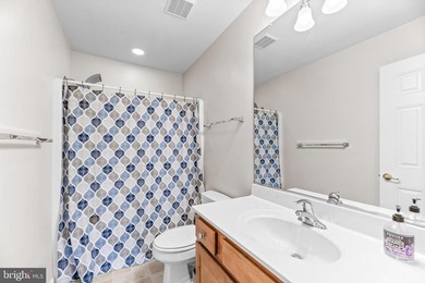 Amazing colonial in quiet cul-da-sac.  Home has a new roof in - photo 27