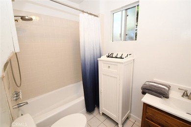 Welcome to this move in spacious, wonderfully located family - photo 29