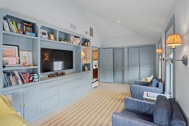 Welcome to 12 Ellen Avenue, a beautifully reimagined residence - photo 31