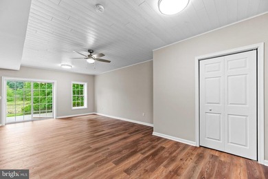 Amazing colonial in quiet cul-da-sac.  Home has a new roof in - photo 39