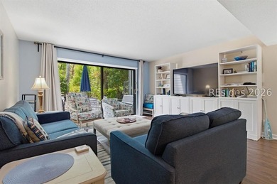 Beautifully furnished and updated 2 bedroom, 2.5 bath villa in - photo 10