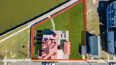 Waterfront lot with curb cut and garage. Build your dream - photo 2